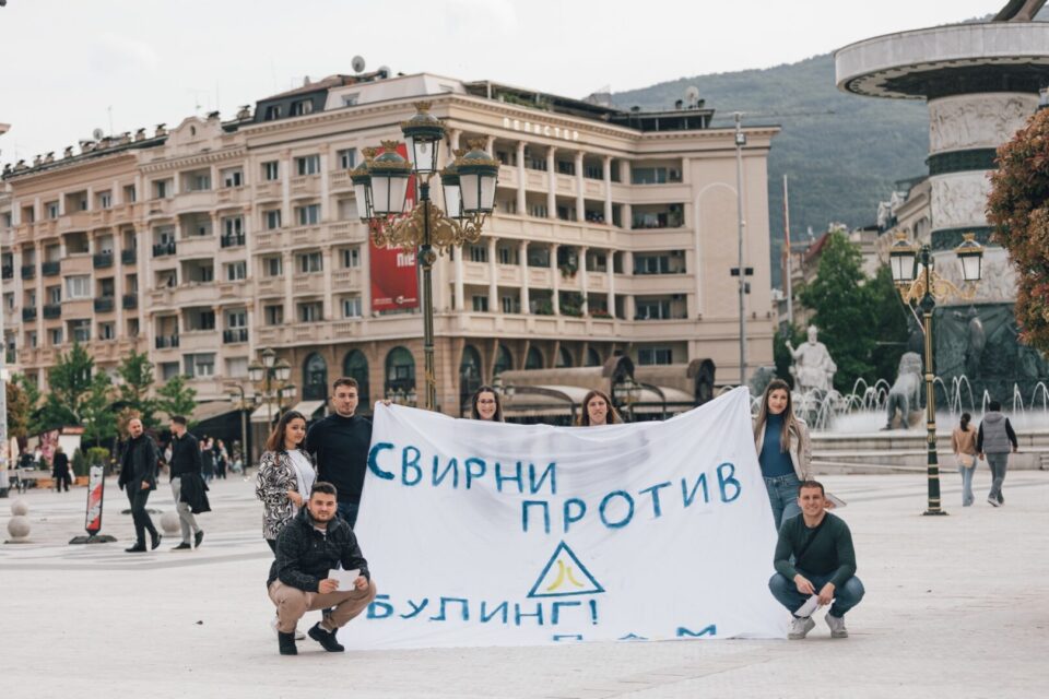 Часови по ментално здравје во основните и средните училишта, бара ЛИДЕМ