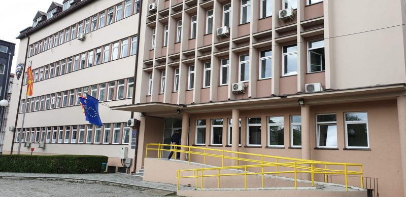 Кривични пријави против четворица млади од Битола, сакале да ограбат фирма