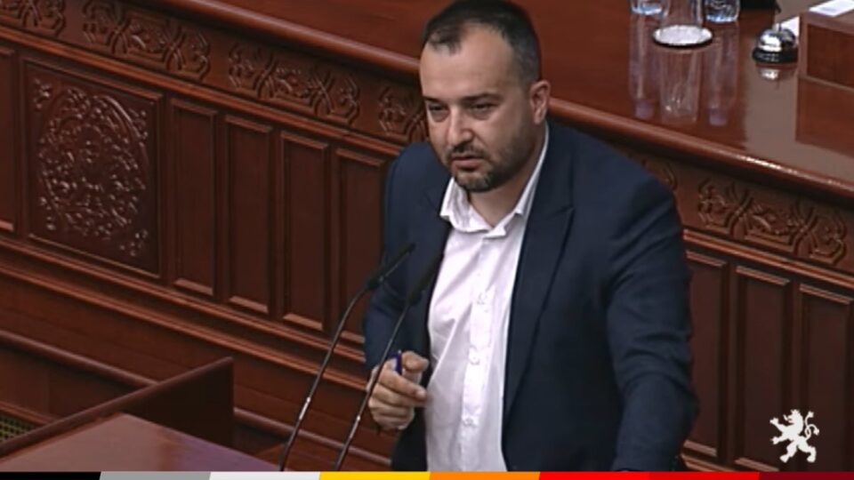 Лефков: Со пакетот закони за коридорите се штитат криминални интереси во владата на Ковачевски и на Груби