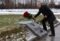 На гробот од родителите на Путин оставила порака, поради содржината Русија затворска казна