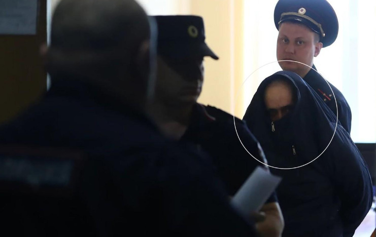 „Послушајте ме или ќе фрлам граната“, руски педофил од бојното поле пред училиште