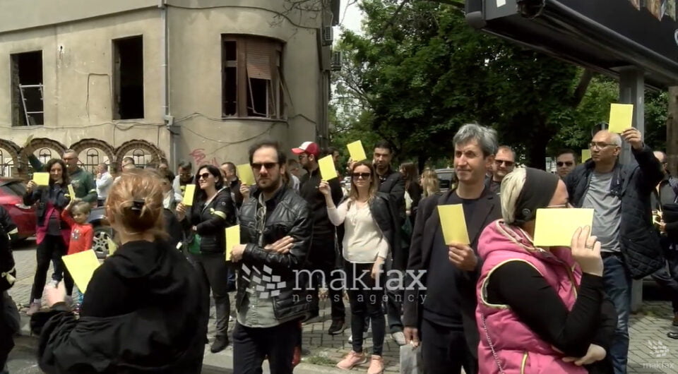 (Видео) „Жолт картон за министерката“ – музичарите од Филхармонија повторно излегоа на протест