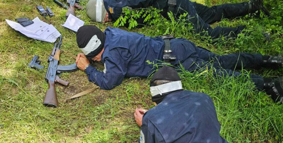 Курти бара Србија веднаш да ги ослободи полицајците, тврди дека се работи за киднапирање поради одмазда