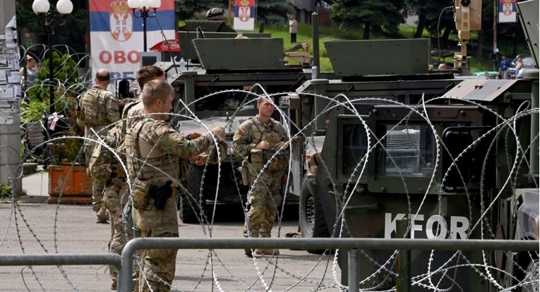 НАТО испраќа засилување во Косово, 500 војници пристигнуваат од Турција