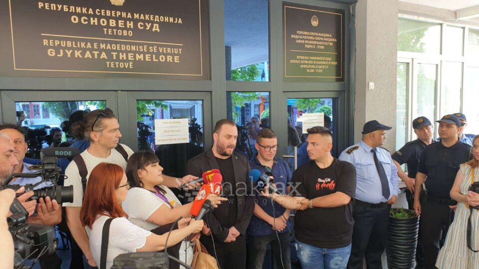 (Видео) Слободата на докторот поздравена со овации и аплауз: Сега уште повеќе ќе бидам со вас