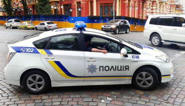 Експлозија во судот во Киев: по сослушувањето маж се заклучил во тоалетот, па почнал да фрла експлозивни направи