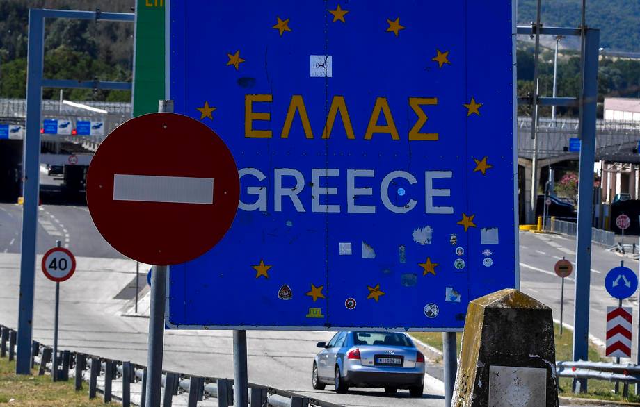 Колони за влез во Грција, нема подолги задржувања