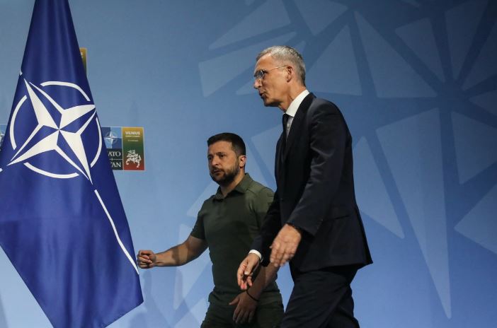 Шефот на НАТО го открива планот за Украина, Зеленски не е задоволен: „Покана за членство би била уште подобра вест“