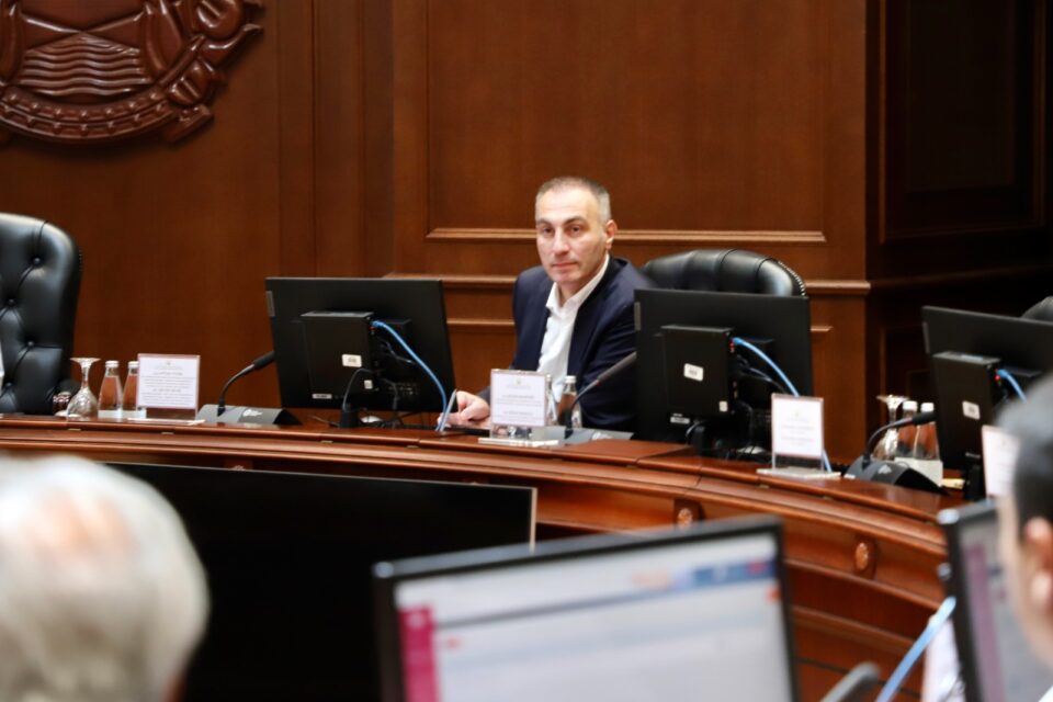 ВМРО-ДПМНЕ бара Обвинителството да испита како Артан Груби го добил „аудиото“
