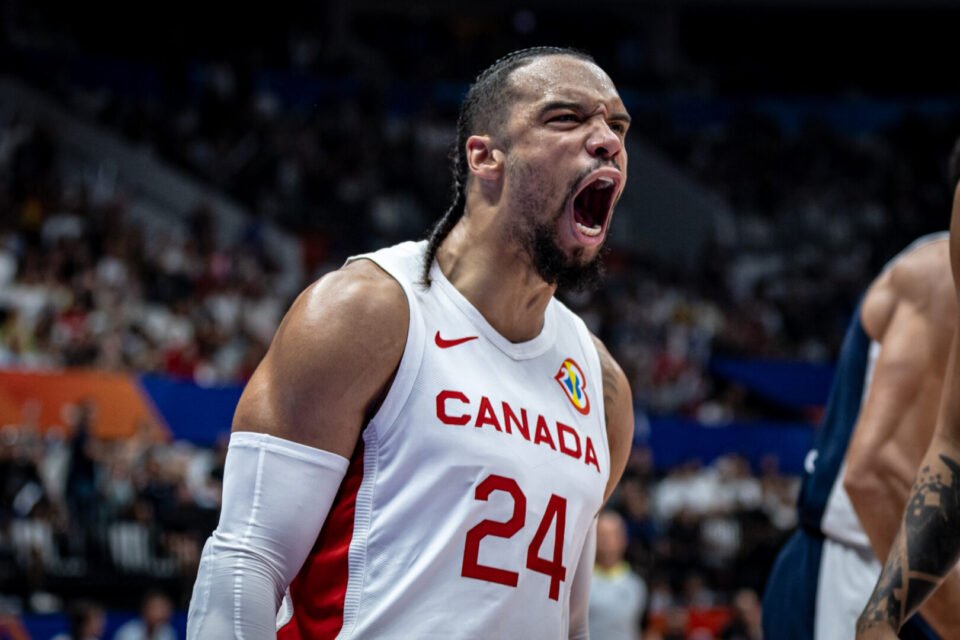 Канаѓаните со лекција за кошарка за очајните Французи