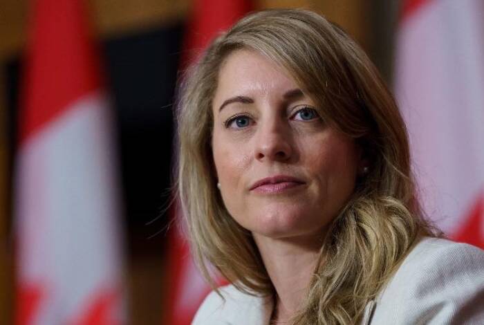 Канадската министерка за надворешни работи во посета на Скопје