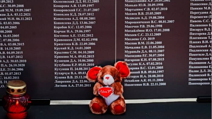 Најмалку 500 деца се убиени од почетокот на руската инвазија, вели украинското обвинителство