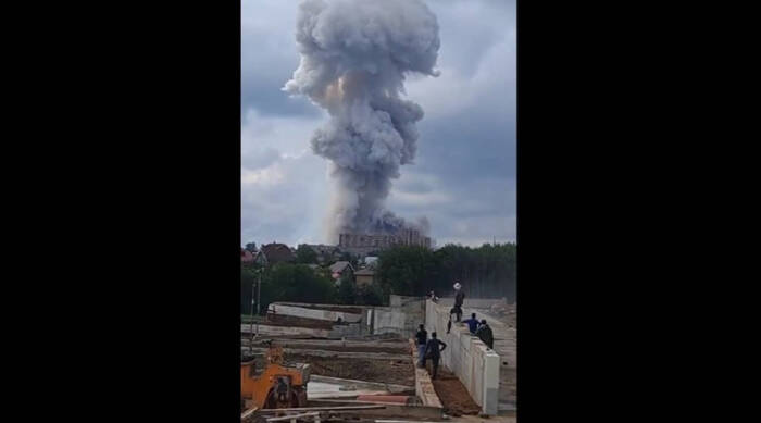 (Видео) Голема експлозија во фабрика во Москва, повредени 25 лица