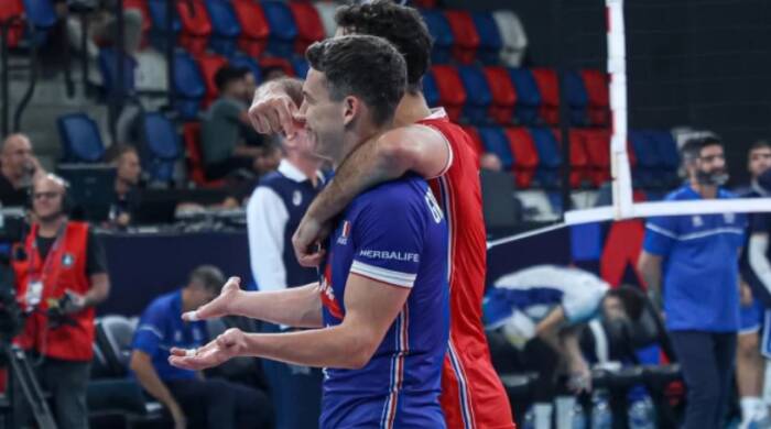 Фрација и Романија се првите четвртфиналисти на ЕП во одбојка