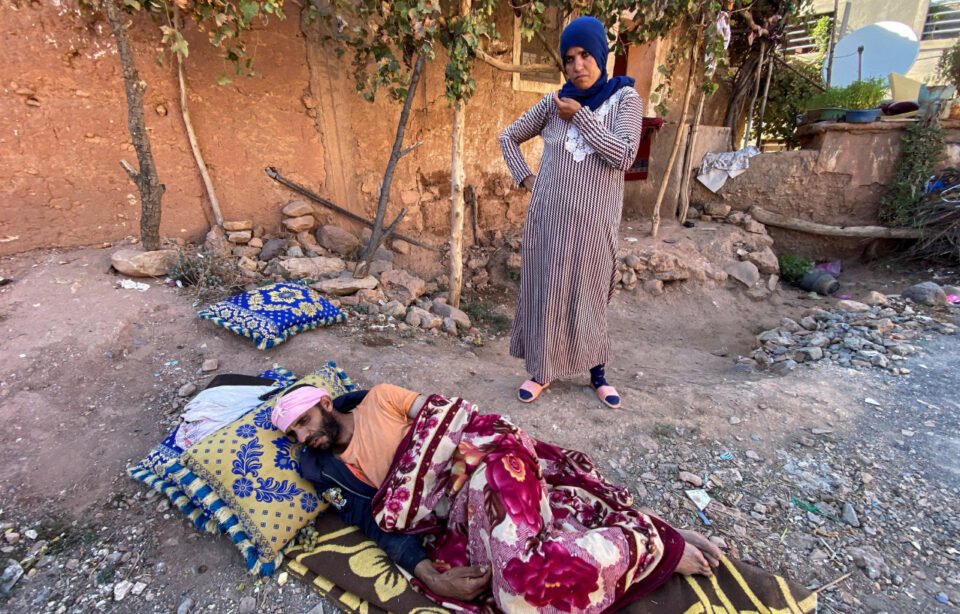 „Немаме куќа, немаме храна, само Господ може да ни помогне“: Страшни сведоштва од Мароко, загинаа цели семејства