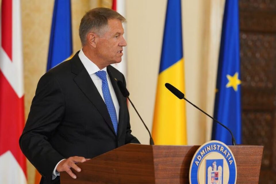 „Русија изврши воздушни напади на 800 метри од нашата граница“, изјави претседателот на Романија, Клаус Јоханис