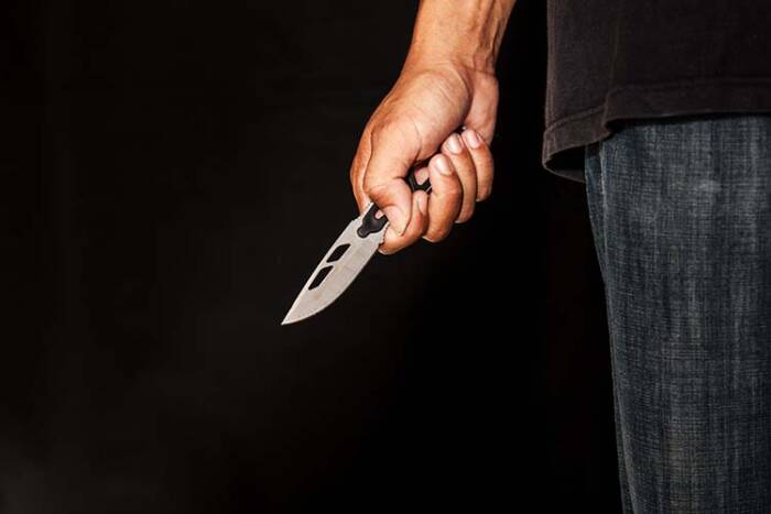 Ужас во Србија: маж ја прободел сопругата со нож во вратот, починала на лице место