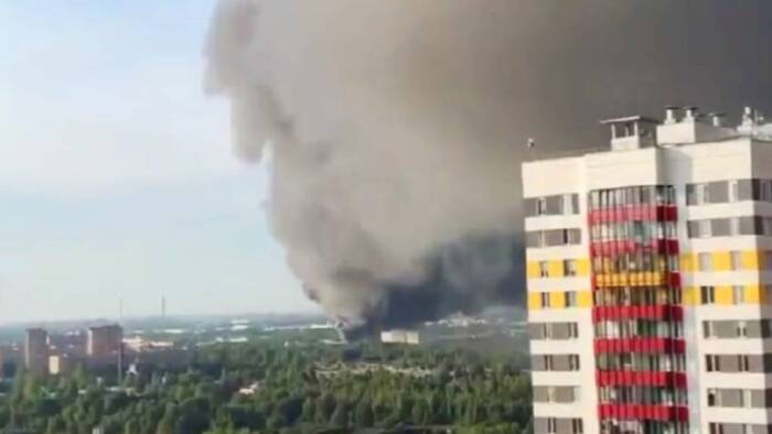 (Видео) Голем пожар во Санкт Петерсбург