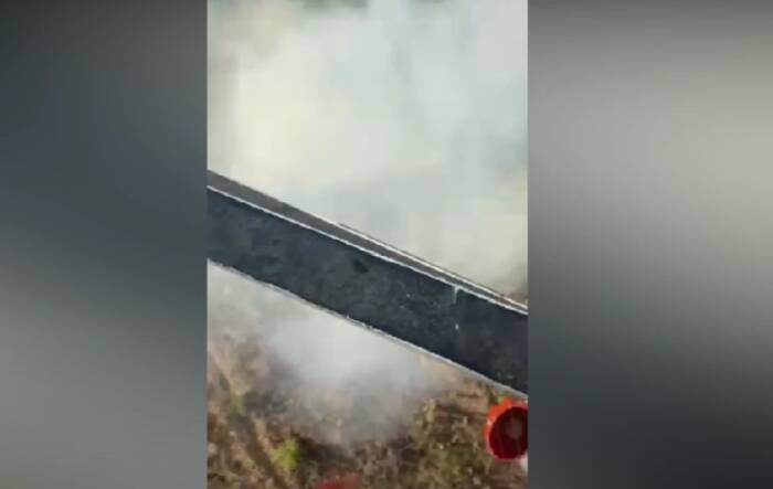 (Видео) Хеликоптерот на МВР исфрли над 20 тони вода, локализиран пожарот близу Пиперево