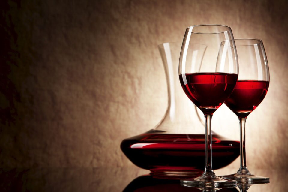 Владата ја донесе Националната стратегија за развој на винарството и лозарството