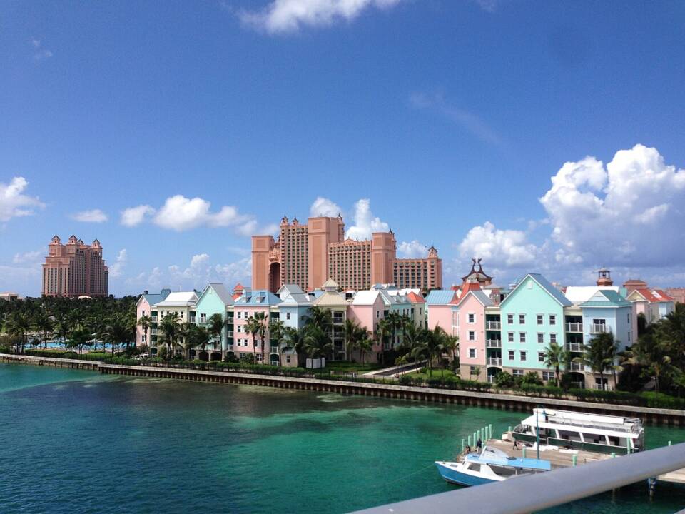 Bha Nassau Paradise Island Atlantis Bridge 001.jpg