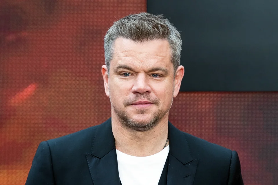 Matt Damon Wife Zz 230718 Eaf466.webp.webp