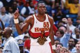 Dikembe Mutombo Brain Tumor 1 1622 2000 3a0e3fa578c44921b9728bc0f183154b.jpg