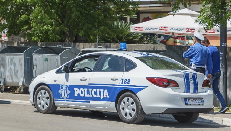 Policija Crna Gora.jpg