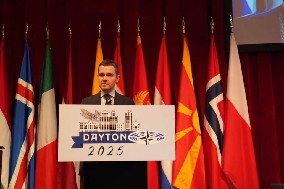 1 1 2.jpg