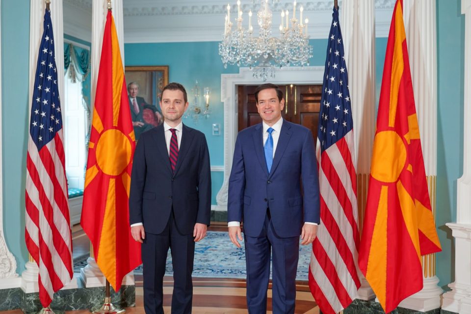 1 44.jpg