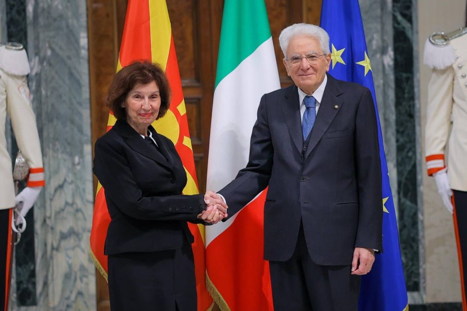 Davkova matarela.jpeg