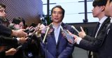 Eto japonski minister.jpg
