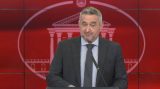Saso klekovski vlada pres nas.jpg