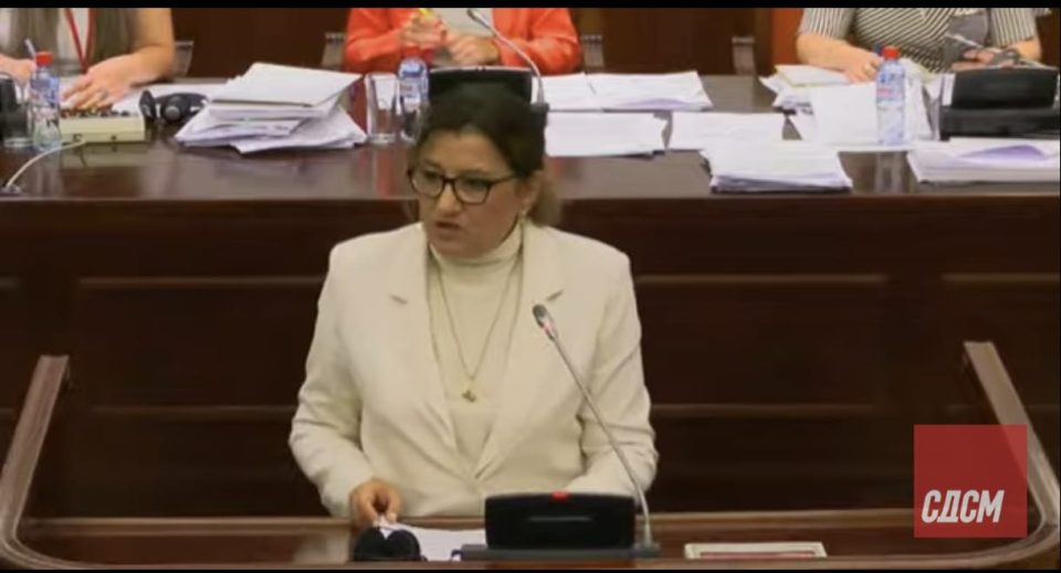 Obrakane jovana trenchevska.jpeg