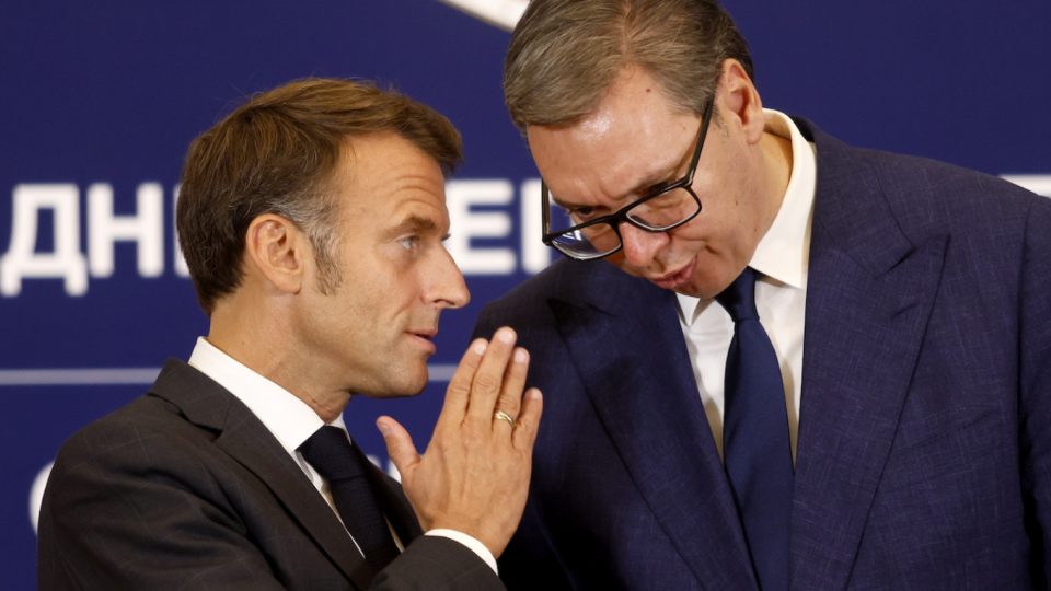 Makron vucic 2398237.jpg