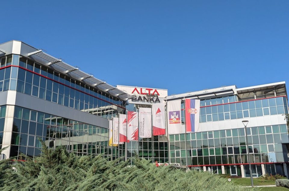 Alta banka 1.jpg