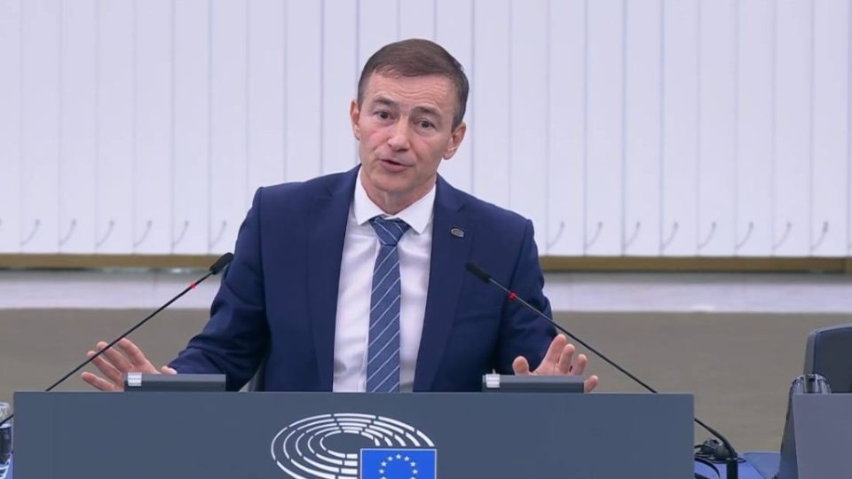 Andrej kovachev 3.jpg