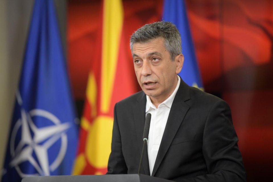 Foto mexhiti pres.jpeg