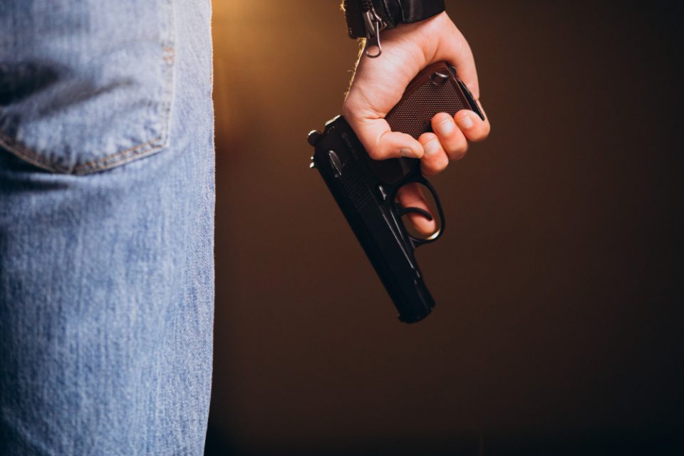 Pistol pukanje 960x640 1.jpg