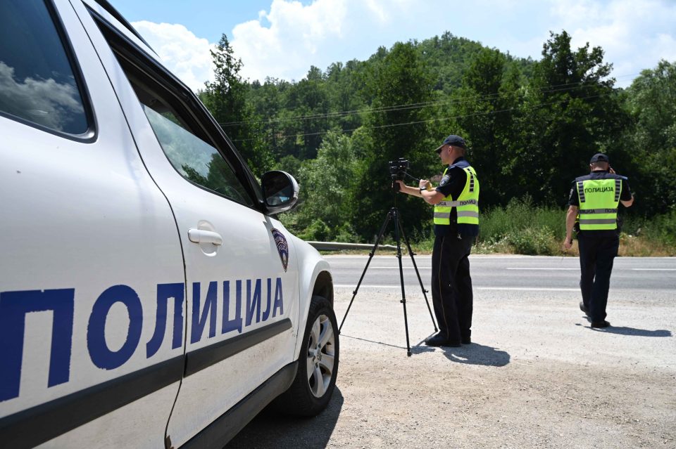 Policija scaled.jpg