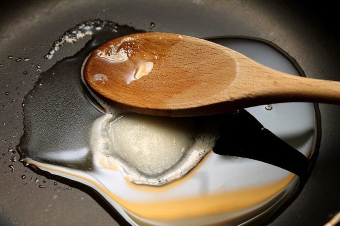 11 cooking mistakes that are making your food toxic e1586806952803.jpg