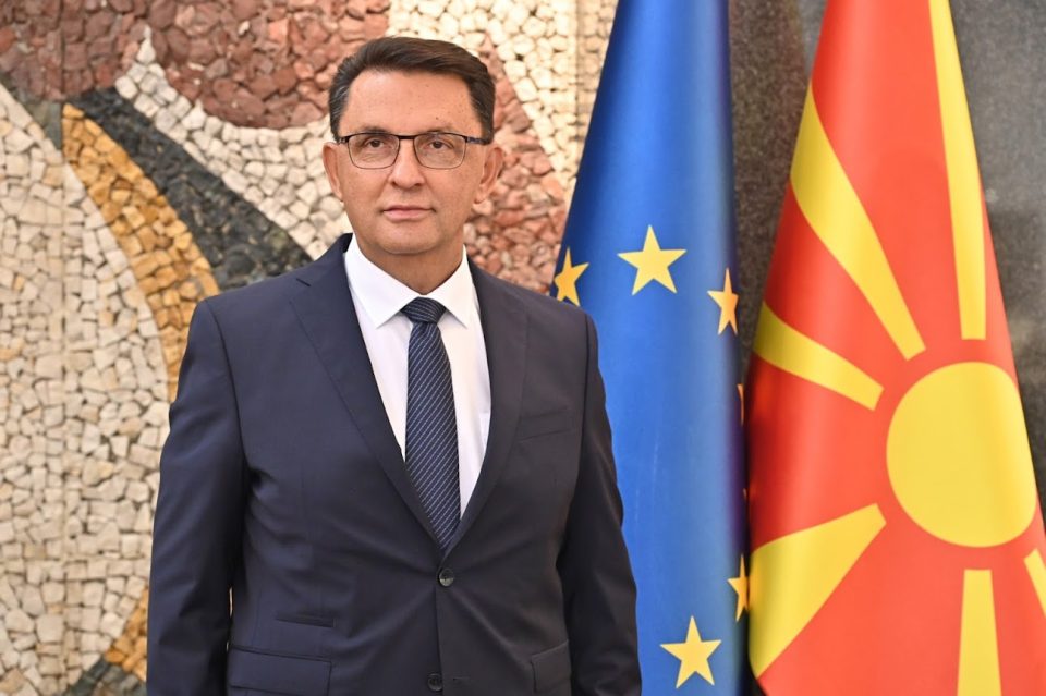 Guverner trajko slaveski.jpg