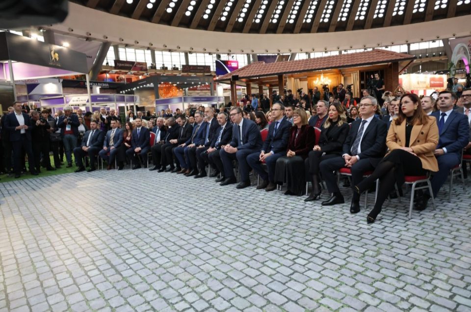 Screenshot 20251122 180933 gallery.jpg