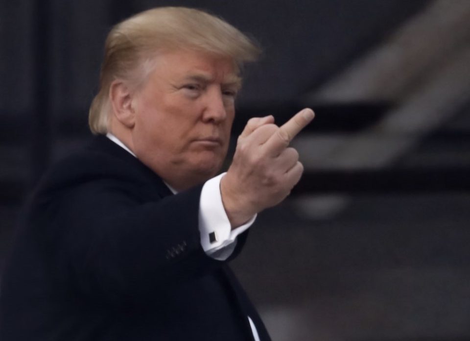 Tramp sreden prst.jpg