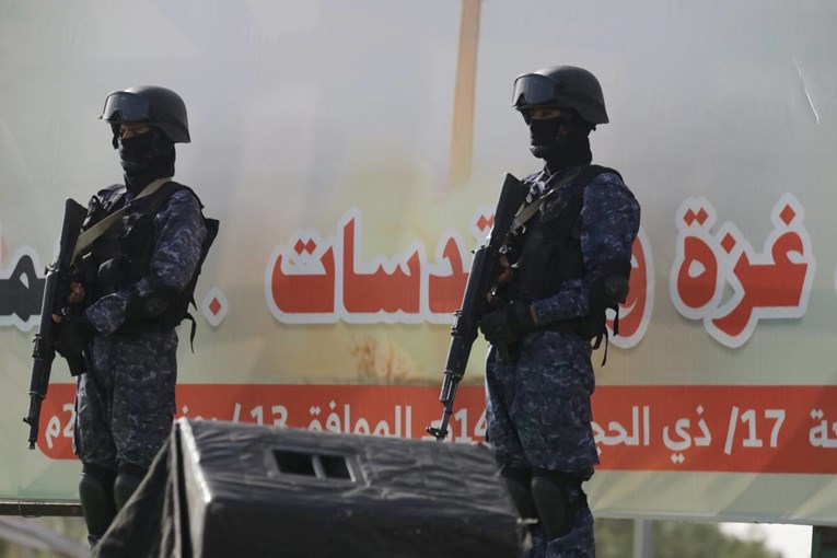 0e2bd2cf d1e2 462a a5f5 621e8ce5aa85.jpg