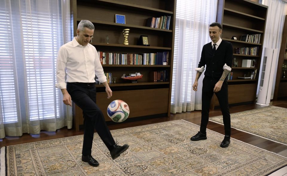 Gjurov i berbatov.jpg