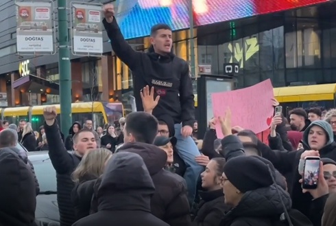 Protest sarajevo.jpg
