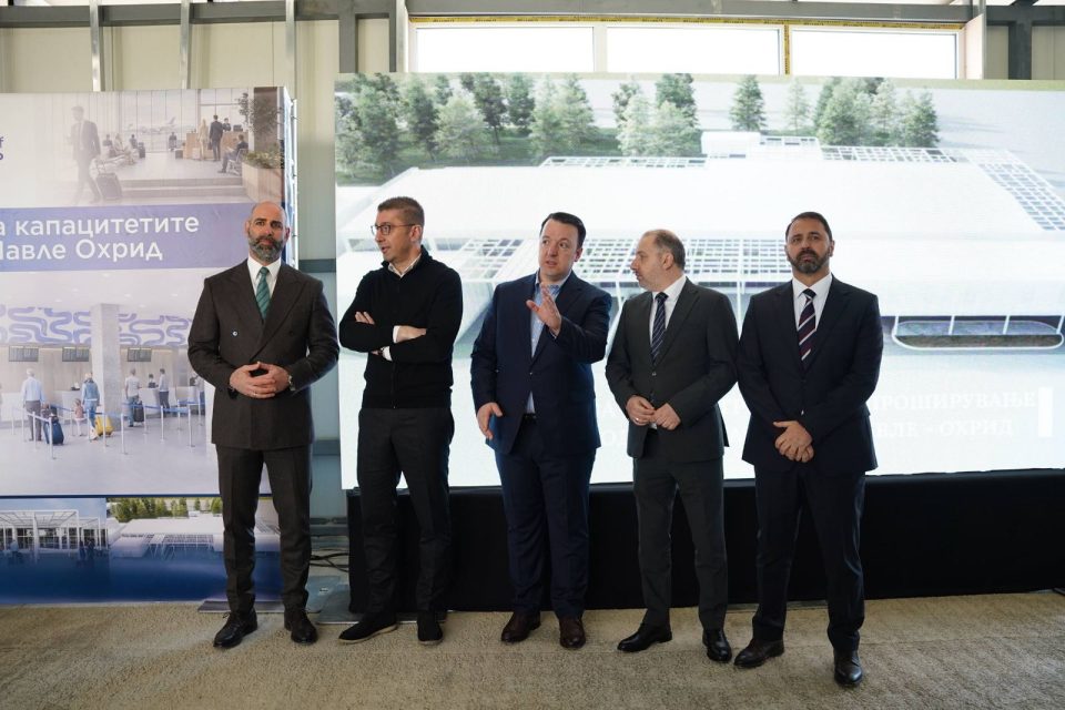 E3ad7e80 3ecf 9b9d 13df 62b7581ee56f.jpg