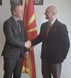 Img da21b2c96592abd1de188e750cc0c7a6 v.jpg