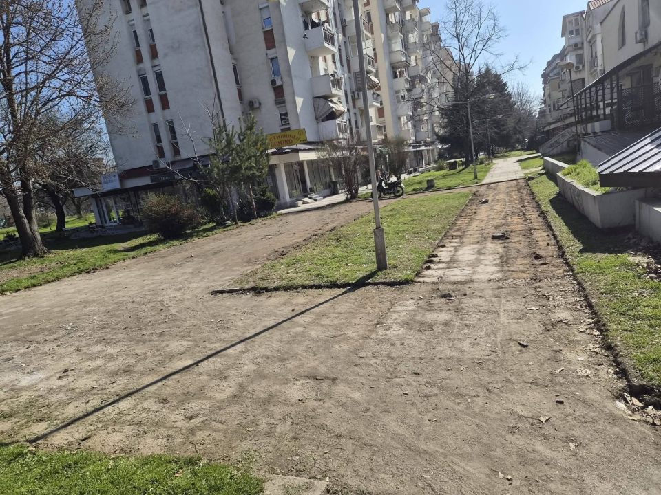 Rekonstrukczija na javnite peshachki povrshini kaj tcz tri biseri 6.jpg